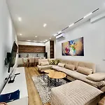 Villa Veranda Apartment, Coast *