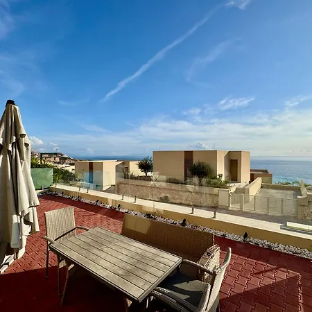 Veranda Apartment, Coast Palasë