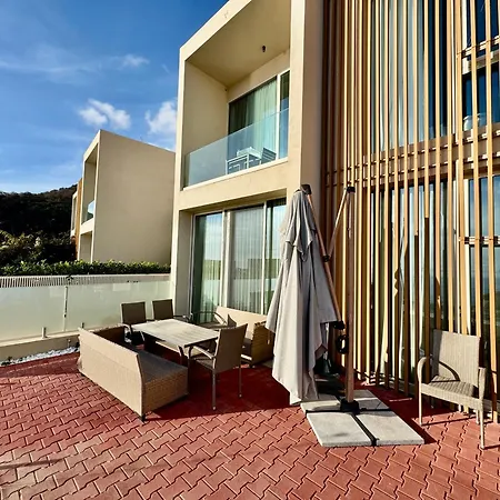 Veranda Apartment, Coast