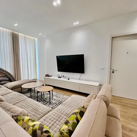 Veranda Apartment, Coast Villa