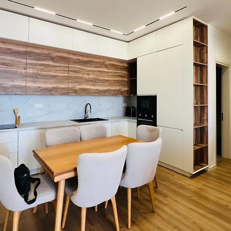 Veranda Apartment, Coast Villa