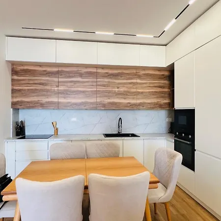 Veranda Apartment, Coast Villa *