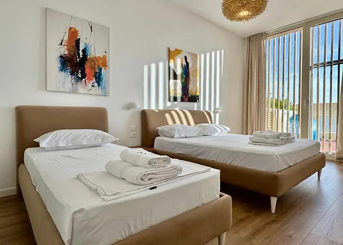 Veranda Apartment, Coast Paljasa