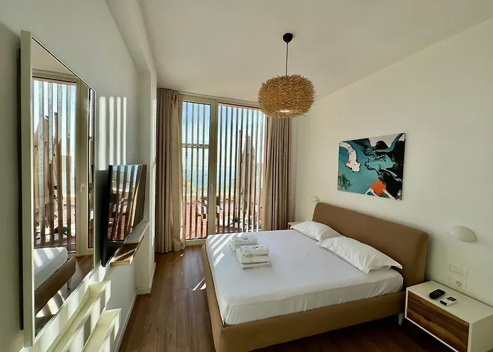 Veranda Apartment, Coast *